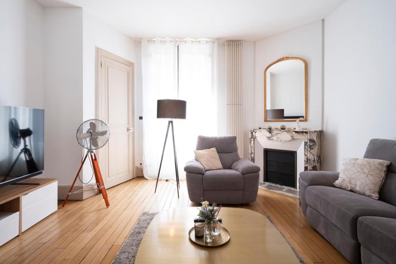 Luxe Poincare Apartment น็องซี ภายนอก รูปภาพ