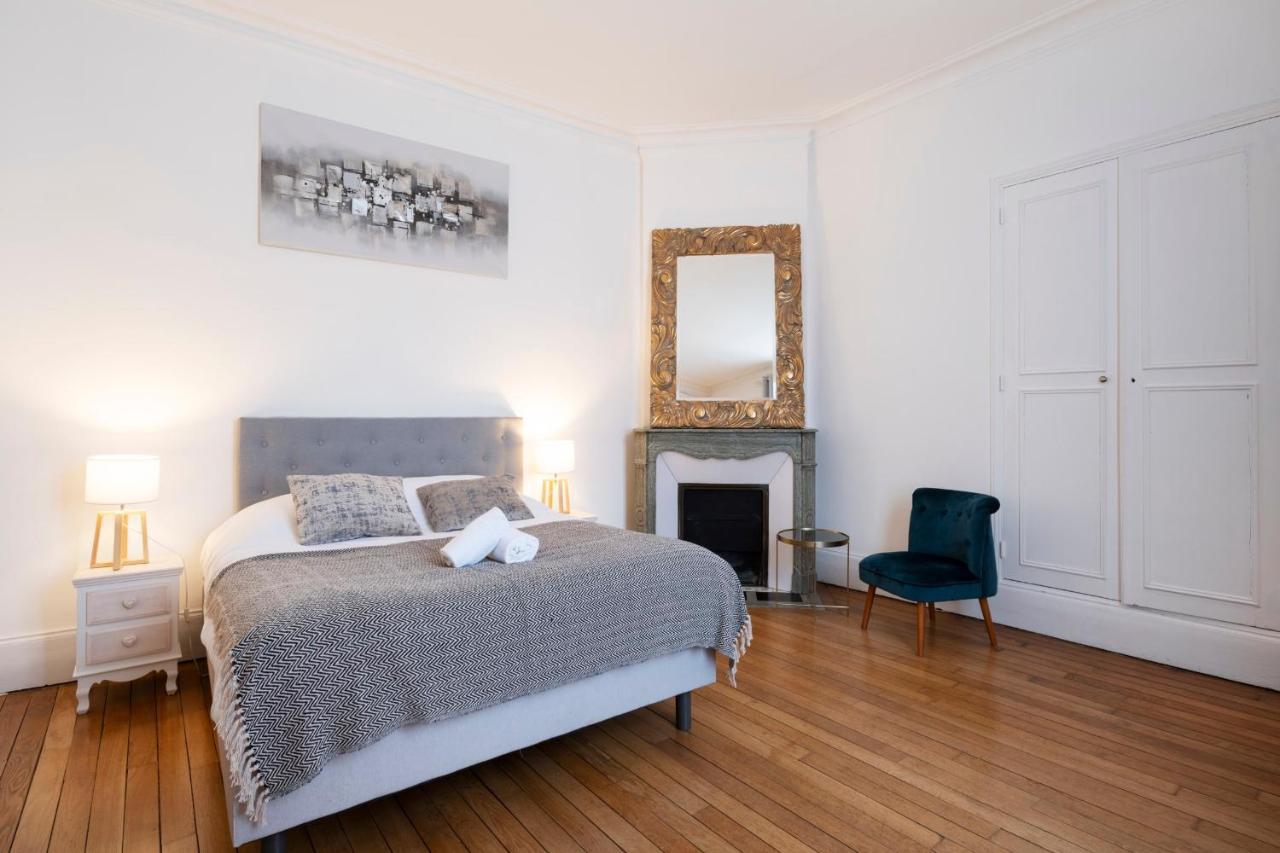 Luxe Poincare Apartment น็องซี ภายนอก รูปภาพ