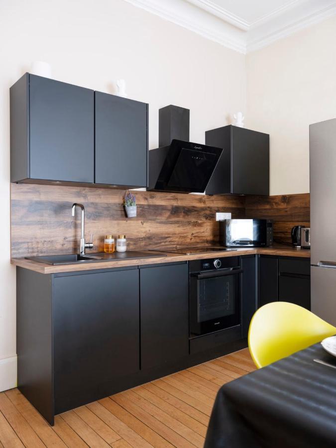 Luxe Poincare Apartment น็องซี ภายนอก รูปภาพ
